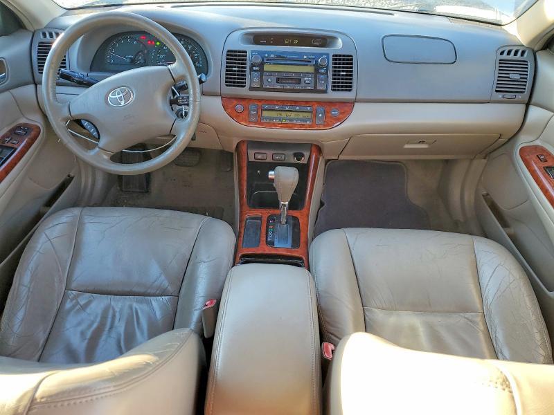 2004 Toyota Camry xle