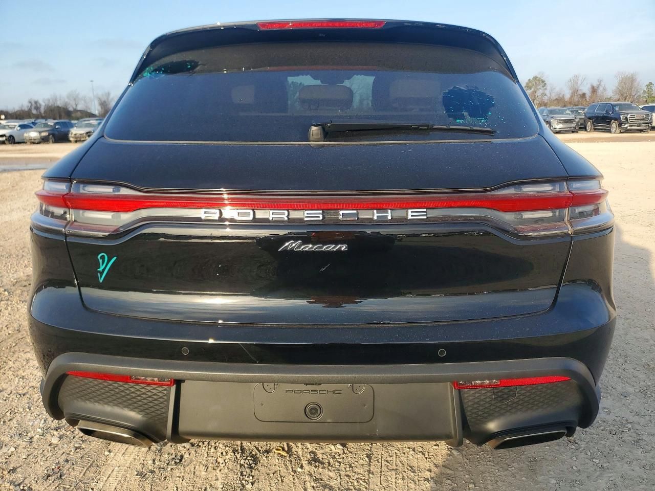 2025 Porsche Macan Base