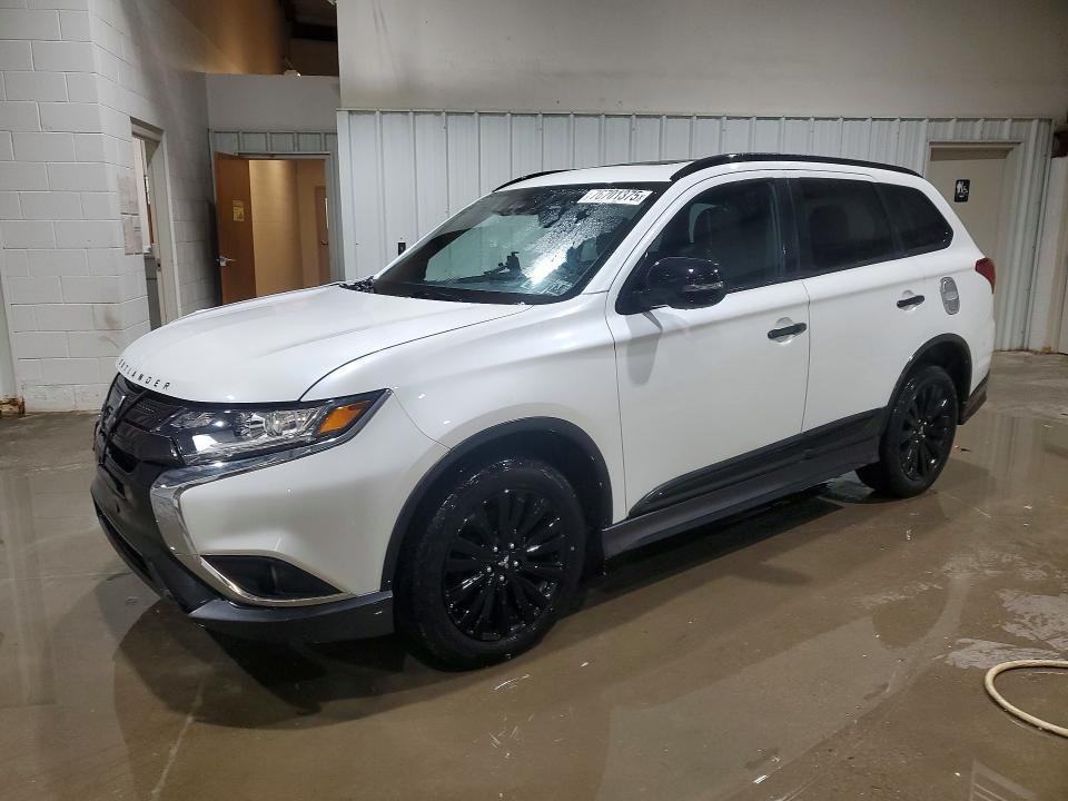 2020 Mitsubishi Outlander se