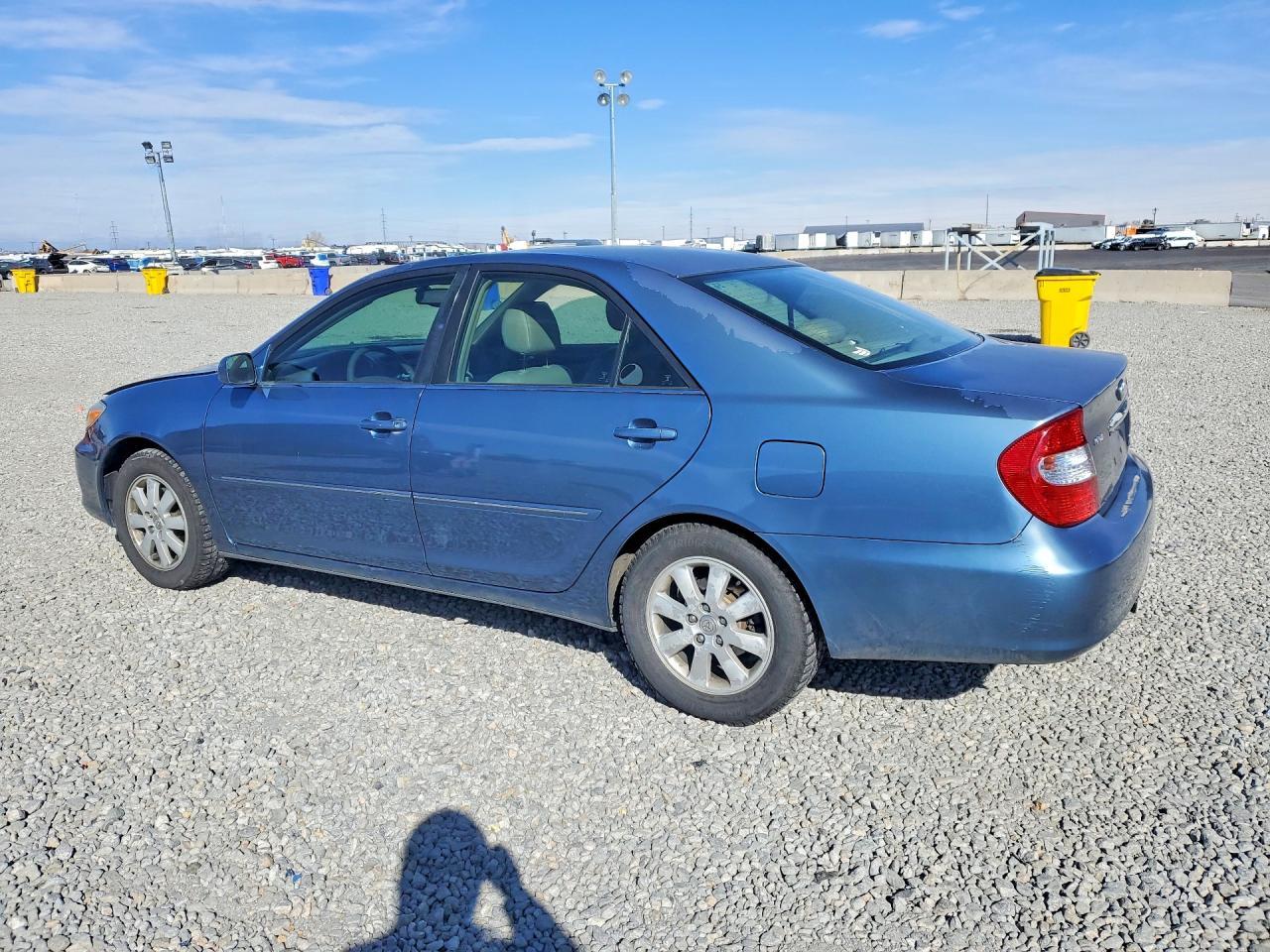 2004 Toyota Camry le