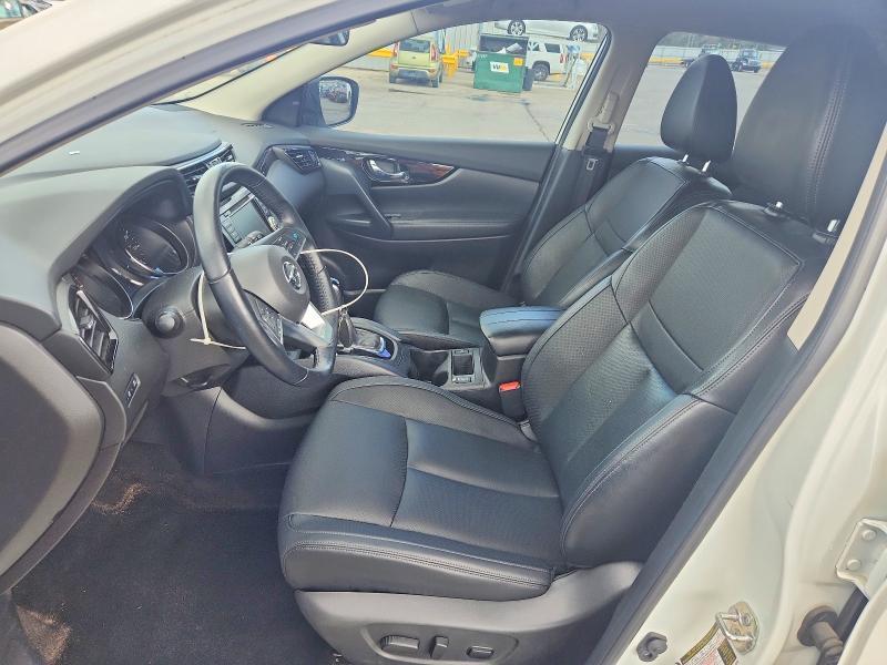 2022 Nissan Rogue Sport sl