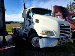 Salvage cars for sale from Copart Sacramento, CA: 2016 Mack Cxu613 Semi Truck