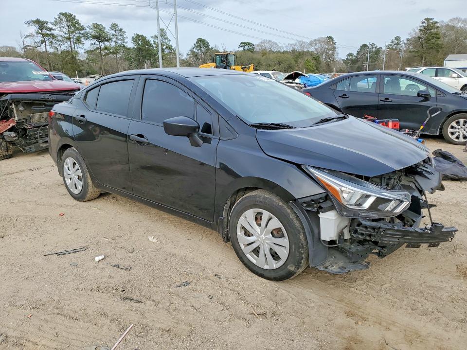 2020 Nissan Versa s