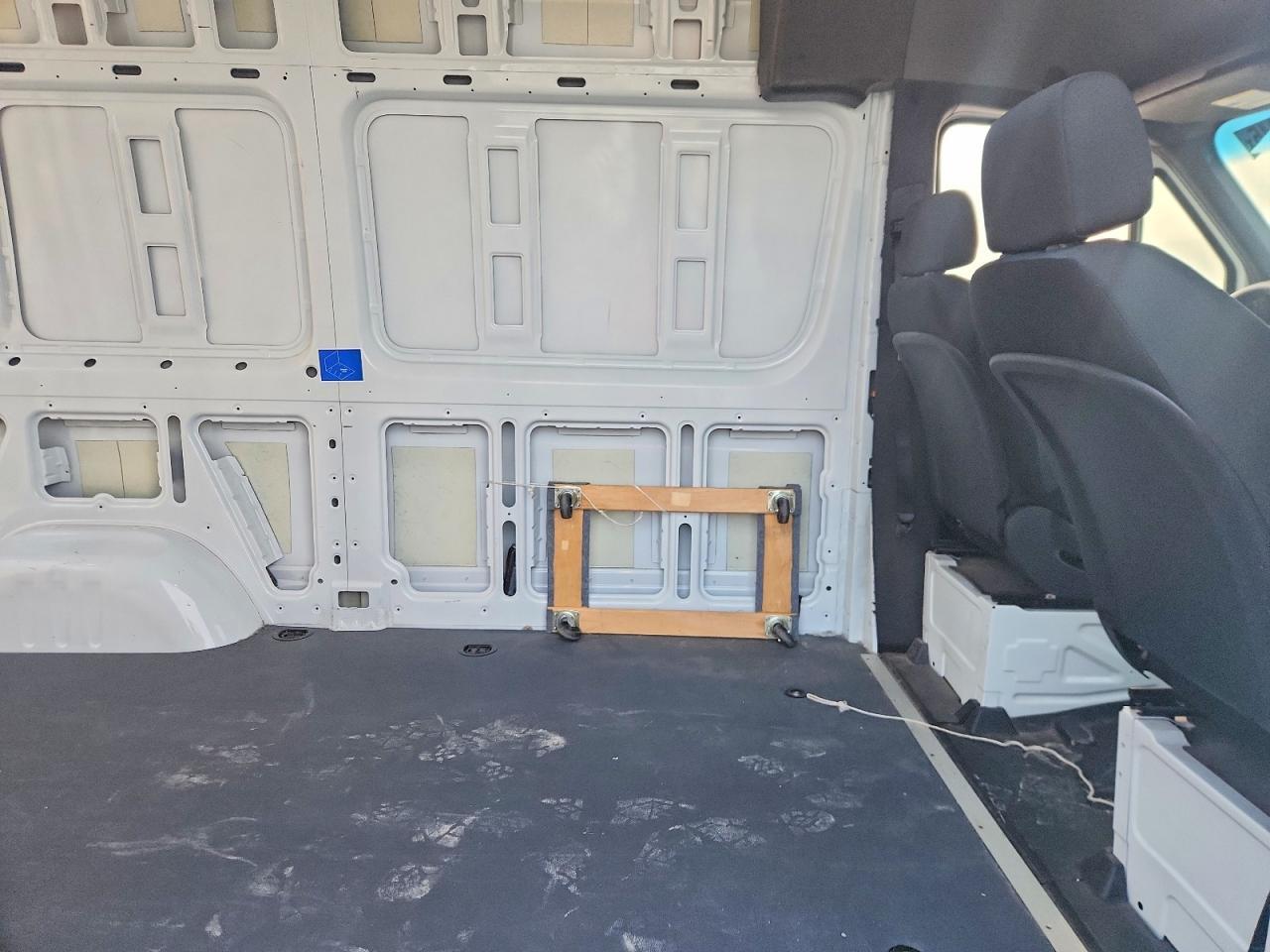 2020 Mercedes-Benz Sprinter 2500 Delivery Van