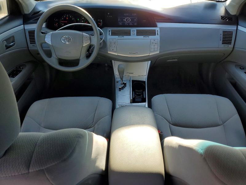 2010 Toyota Avalon xl
