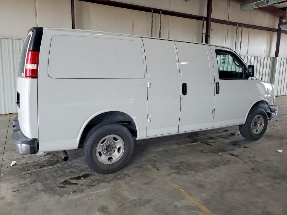 2016 Chevrolet Express 3500 Cargo Delivery van
