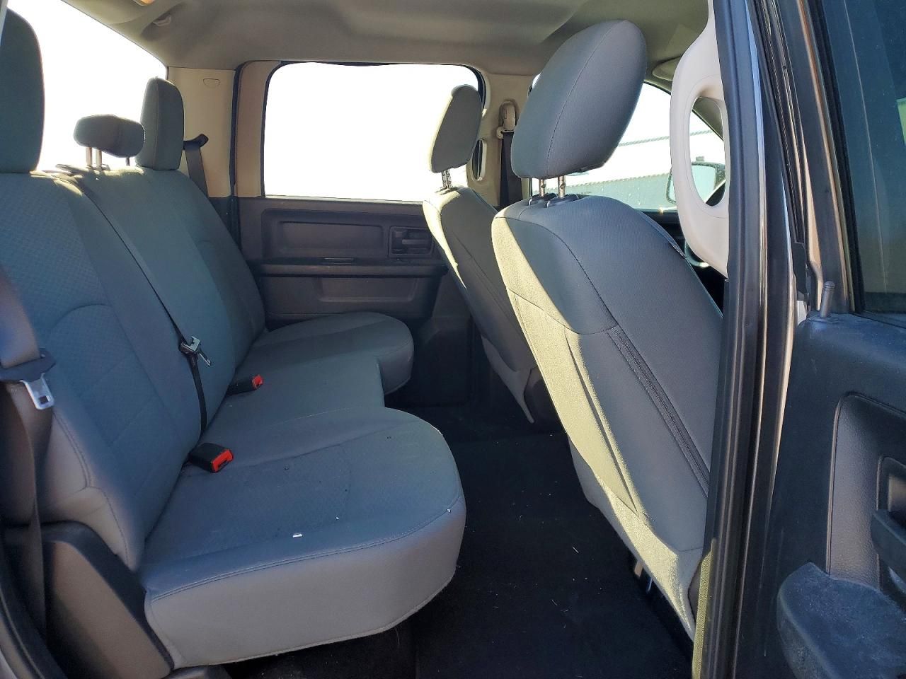 2015 Dodge Ram 1500 st