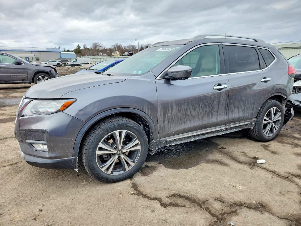 2017 Nissan Rogue sv