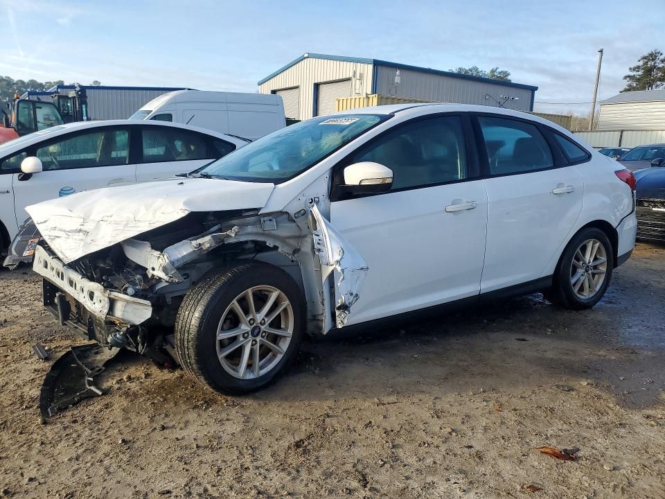 2017 Ford Focus se