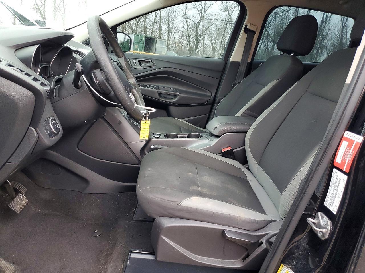 2016 Ford Escape s