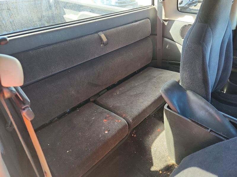 2003 Dodge Dakota SXT