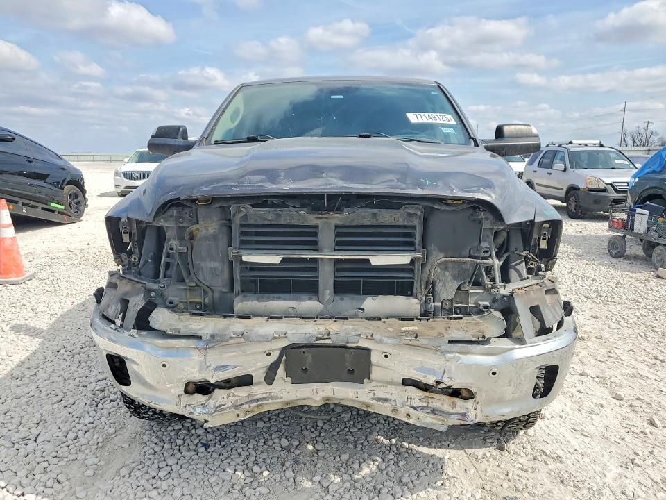 2017 Dodge Ram 1500 slt