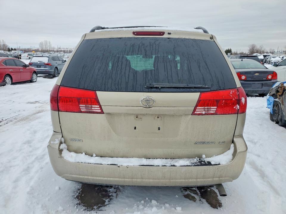 2005 Toyota Sienna ce