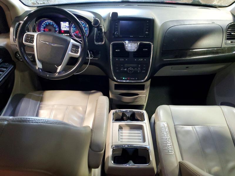 2013 Chrysler Town & Country Touring