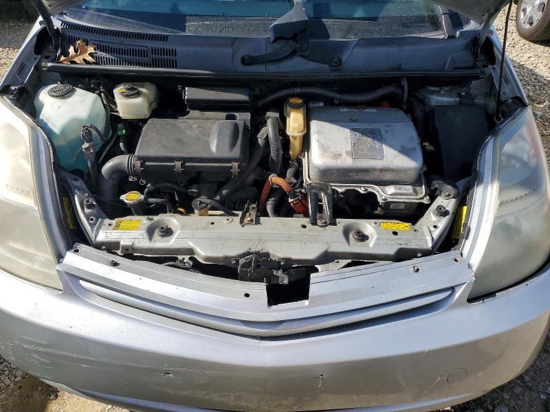 2004 Toyota Prius Base