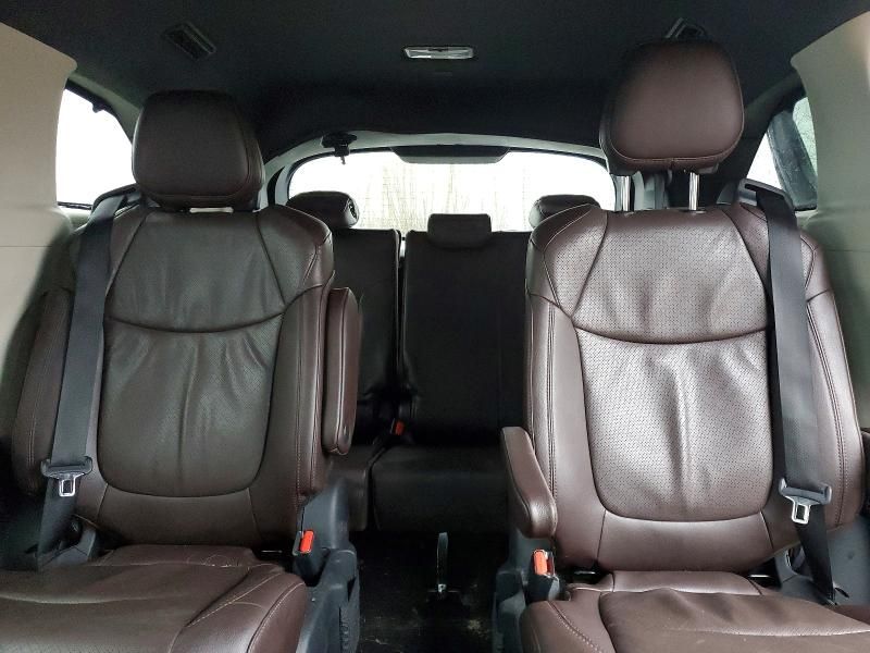 2023 Toyota Sienna Limited