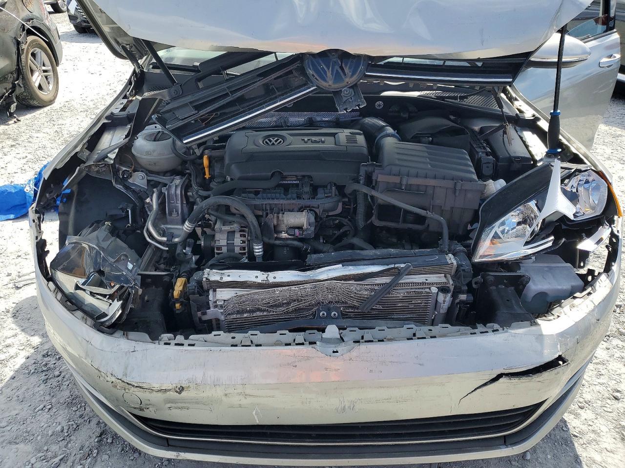2016 Volkswagen Golf S/se