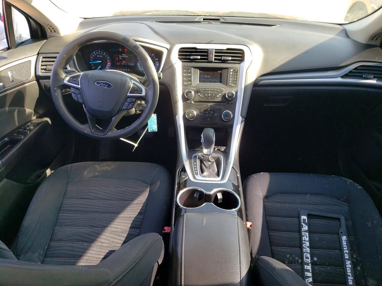 2016 Ford Fusion se