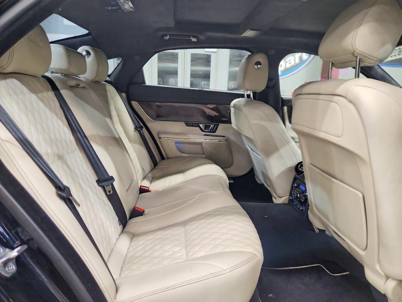 2016 Jaguar Xjl Portfolio