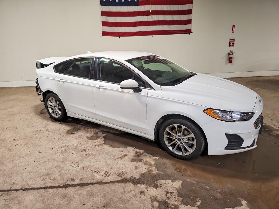 2019 Ford Fusion se