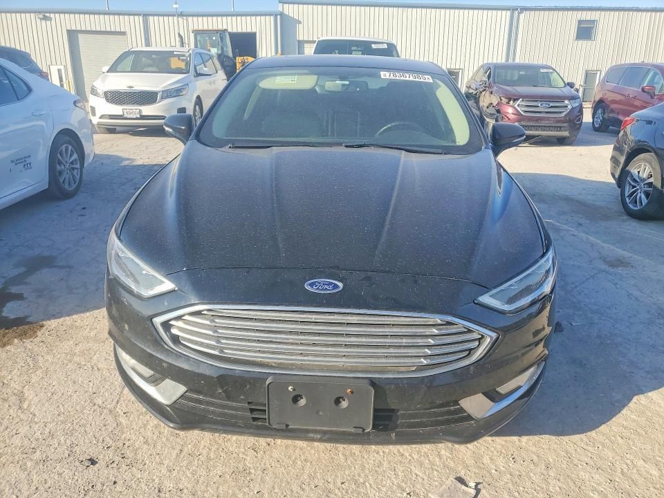 2017 Ford Fusion se