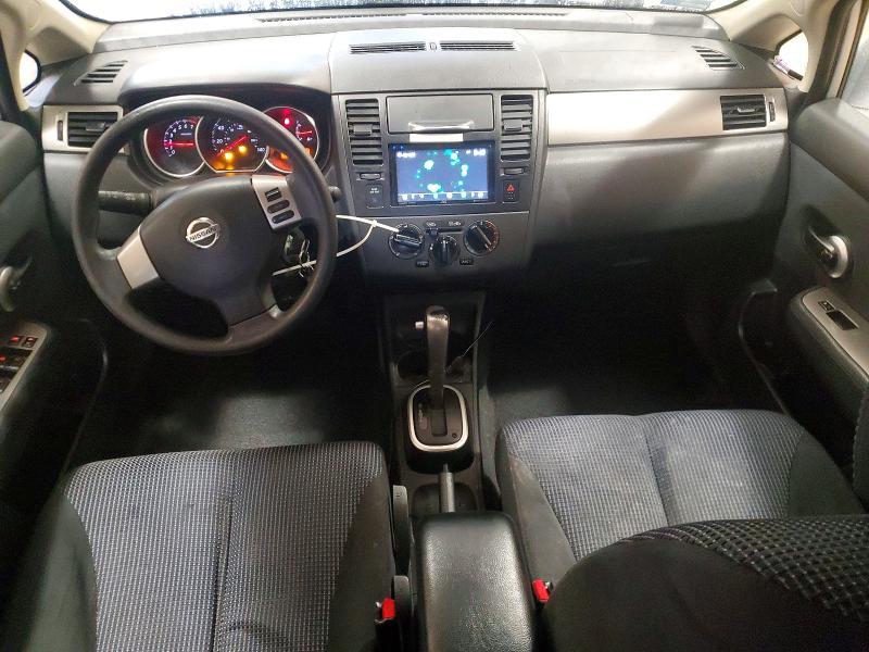 2010 Nissan Versa s