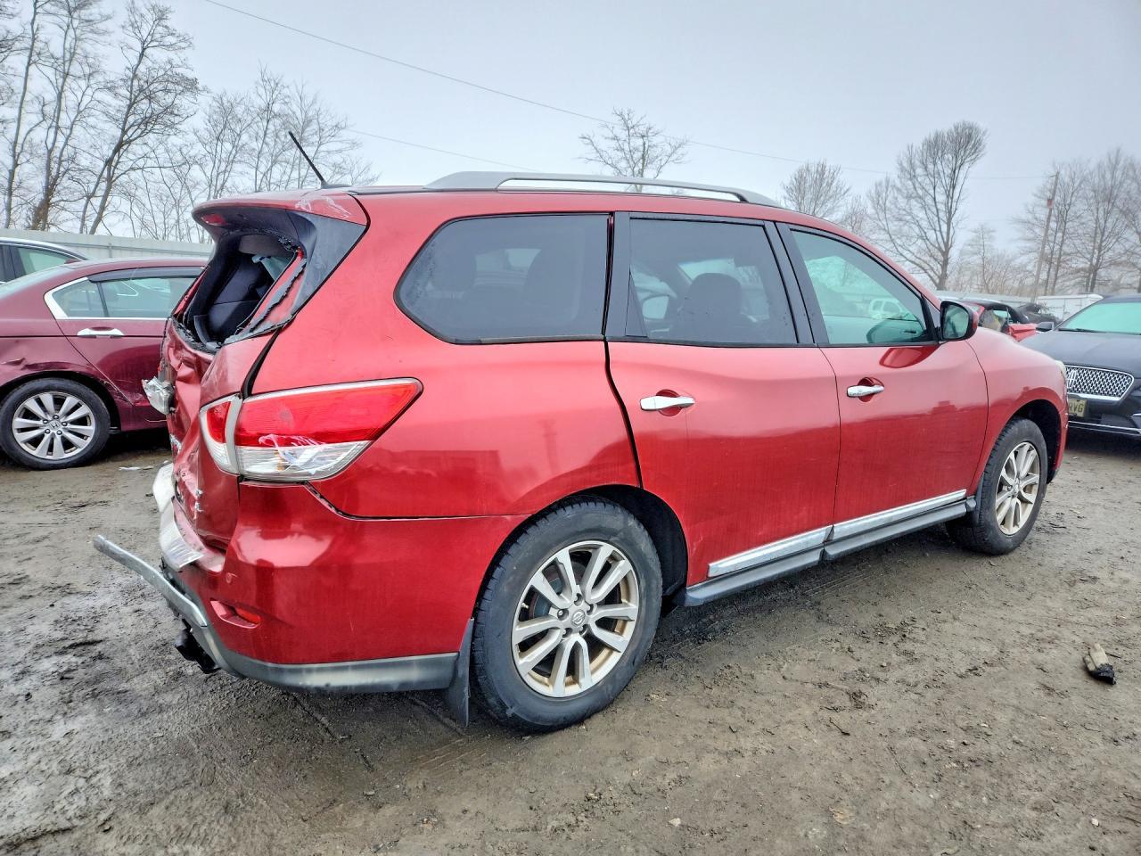 2014 Nissan Pathfinder s