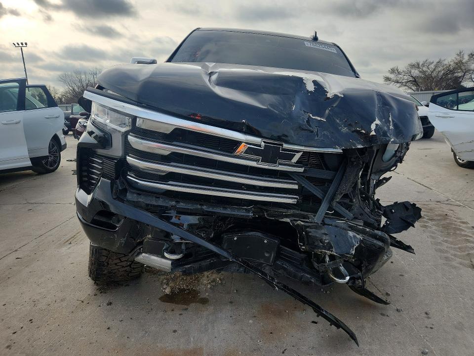 2024 Chevrolet Silverado C1500 High Country