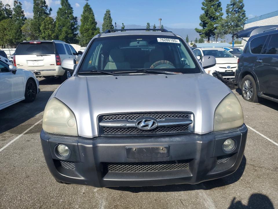 2005 Hyundai Tucson gls