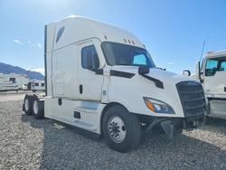 Freightliner Vehiculos salvage en venta: 2021 Freightliner Cascadia 126 Semi Truck