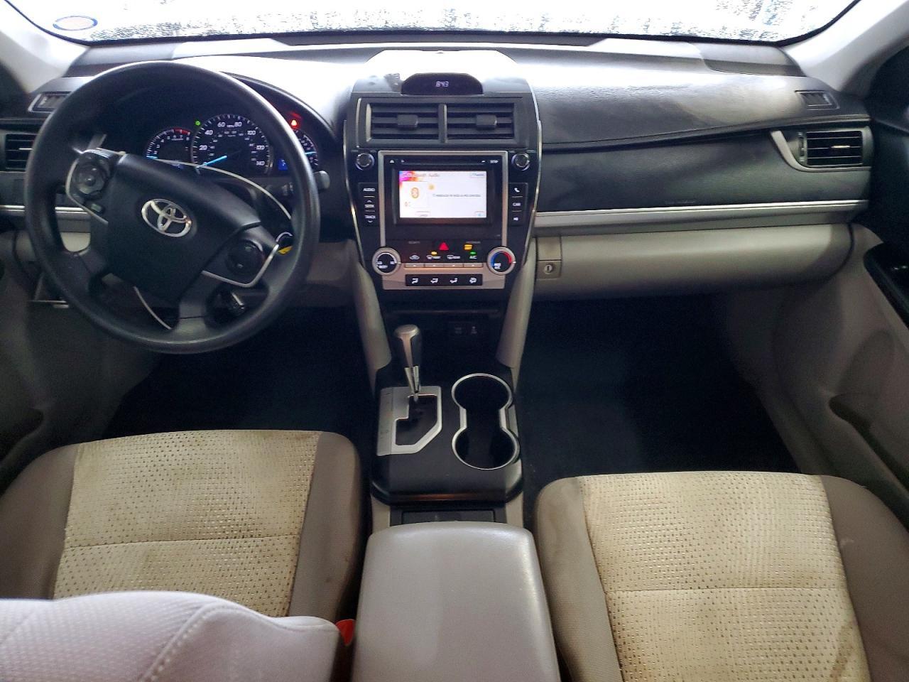 2013 Toyota Camry le