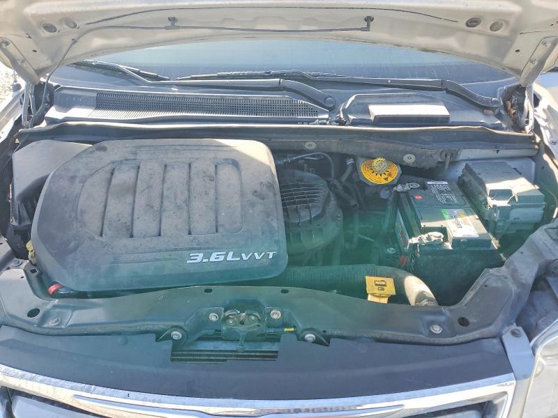 2016 Chrysler Town & Country Touring