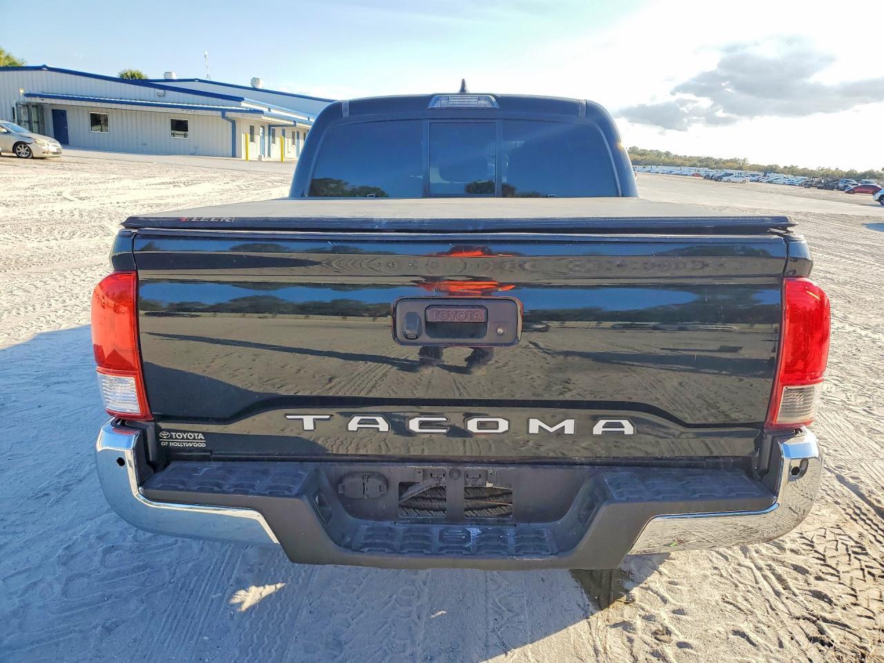 2019 Toyota Tacoma SR