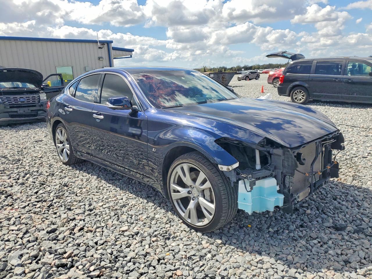 2018 Infiniti Q70 3.7 Luxe