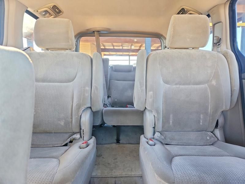 2008 Toyota Sienna ce