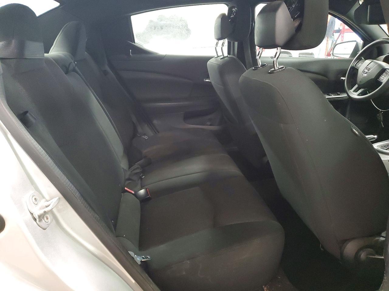 2012 Dodge Avenger se
