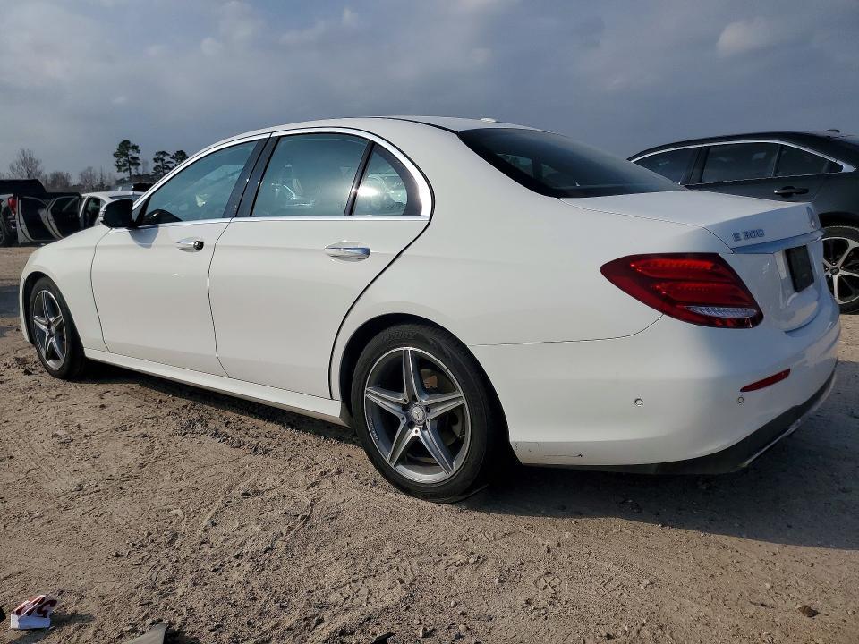 2017 Mercedes-Benz E 300