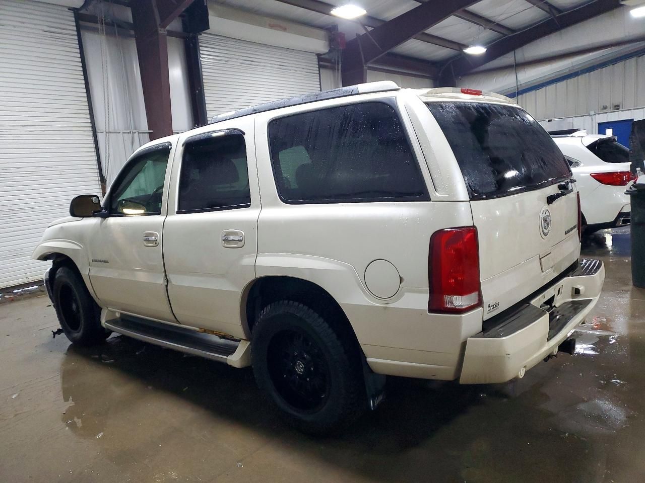 2004 Cadillac Escalade Luxury
