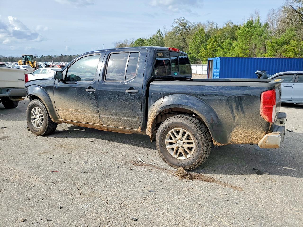 2016 Nissan Frontier SV