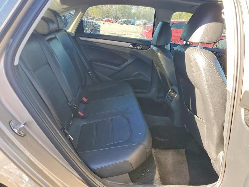 2015 Volkswagen Passat se