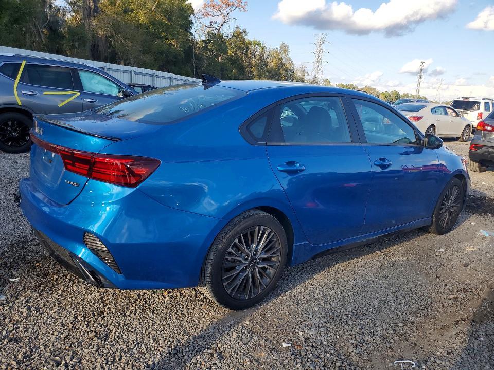 2024 KIA Forte gt Line