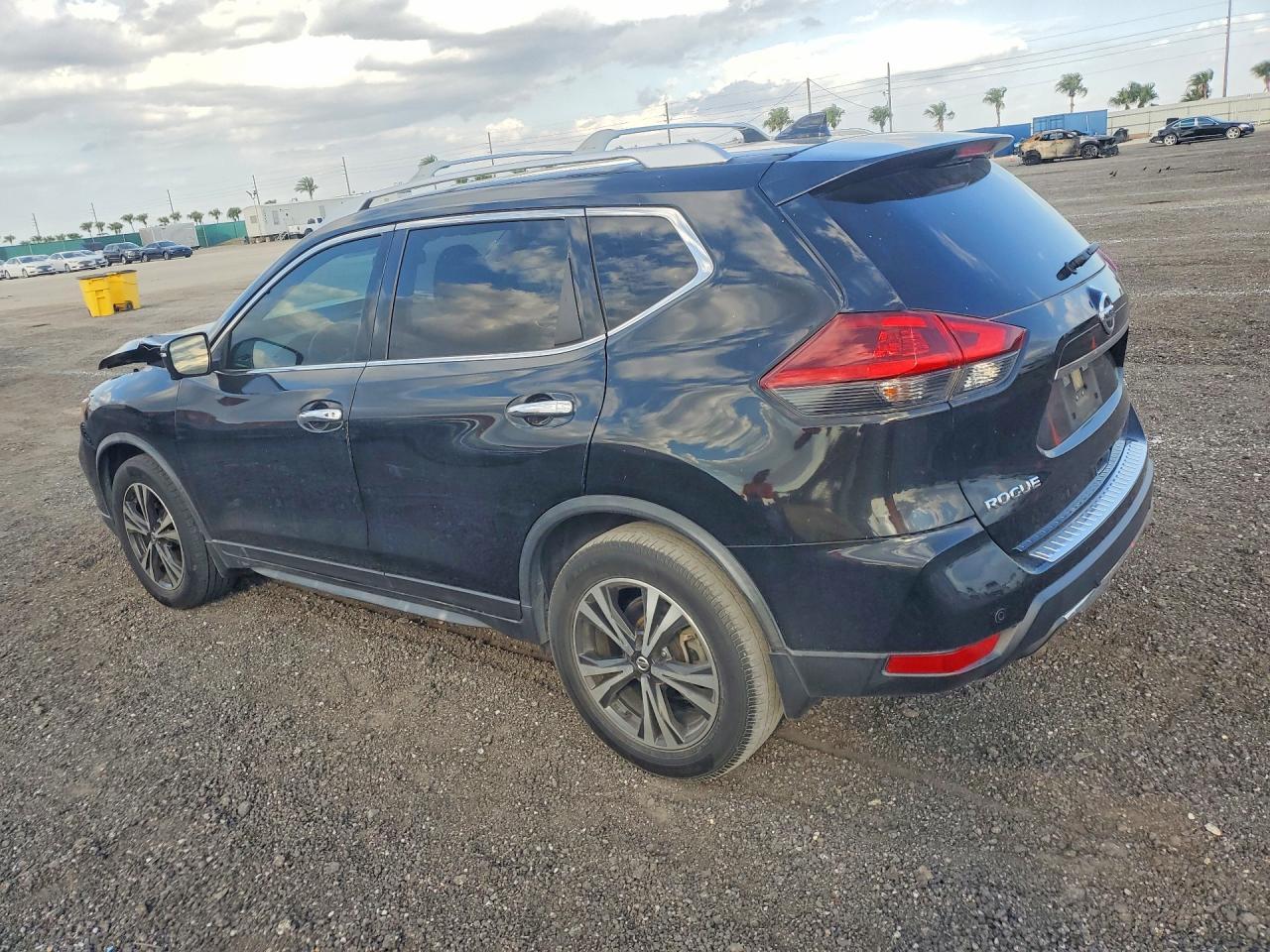 2019 Nissan Rogue sv
