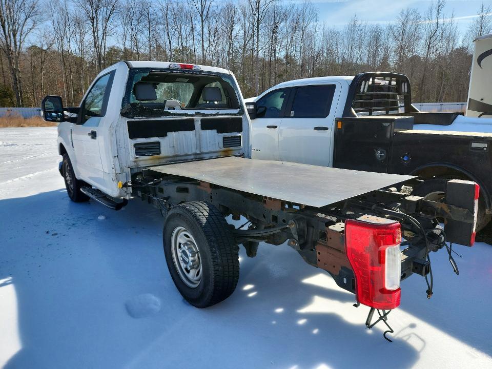 2017 Ford F250 Super Duty Truck Cab AND Chassis