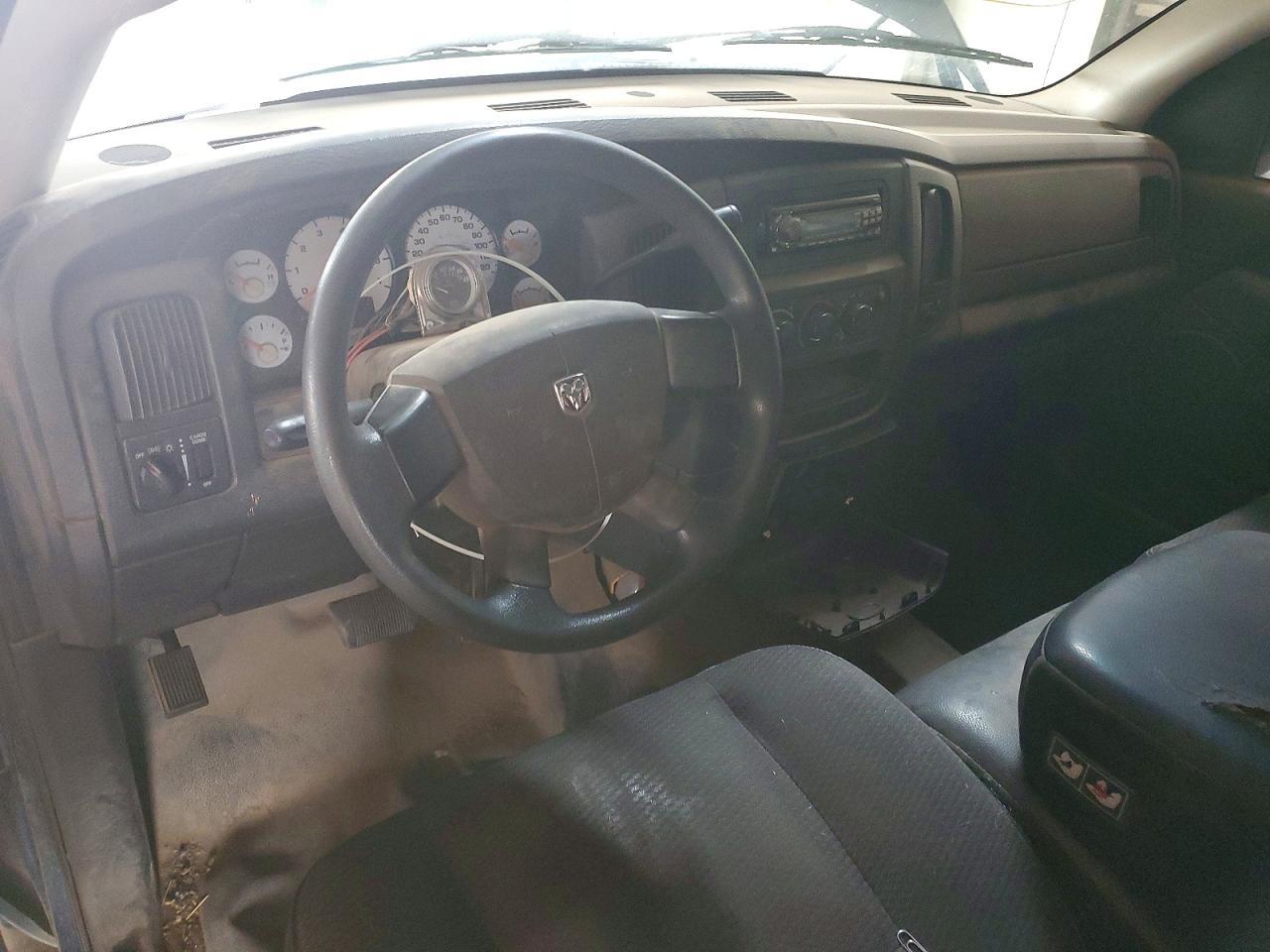 2005 Dodge Ram 1500 st