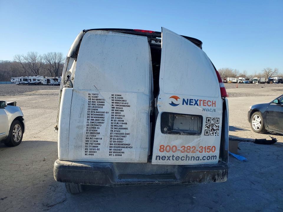 2023 Chevrolet Express G2500