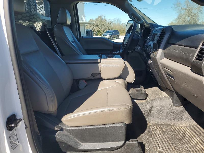 2019 Ford F450 Super Duty Flatbed Truck
