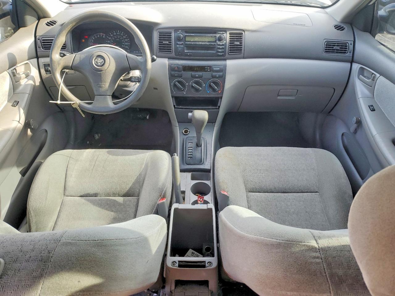 2004 Toyota Corolla ce