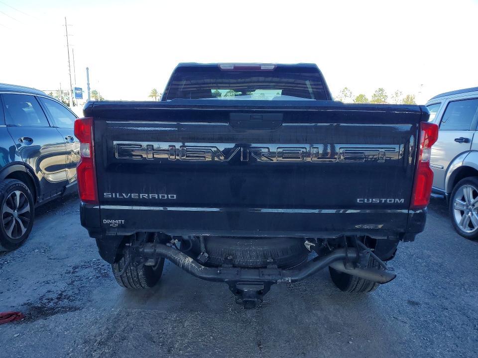 2021 Chevrolet Silverado C1500 Custom