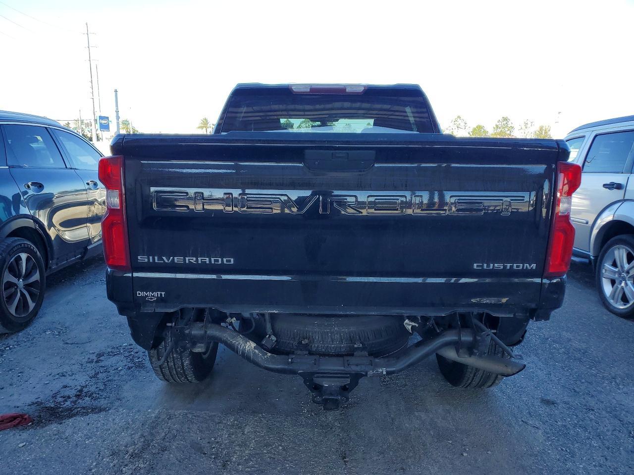 2021 Chevrolet Silverado C1500 Custom