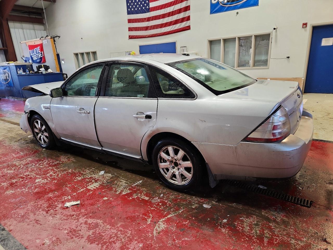 2009 Ford Taurus se